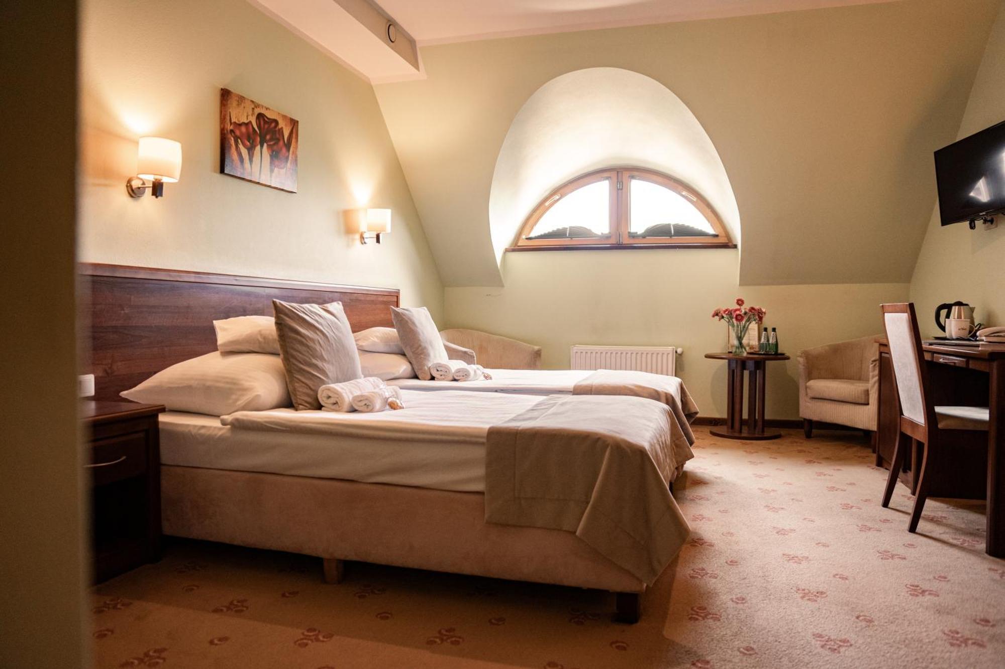 Hotel Rycerski Czeladz Luaran gambar